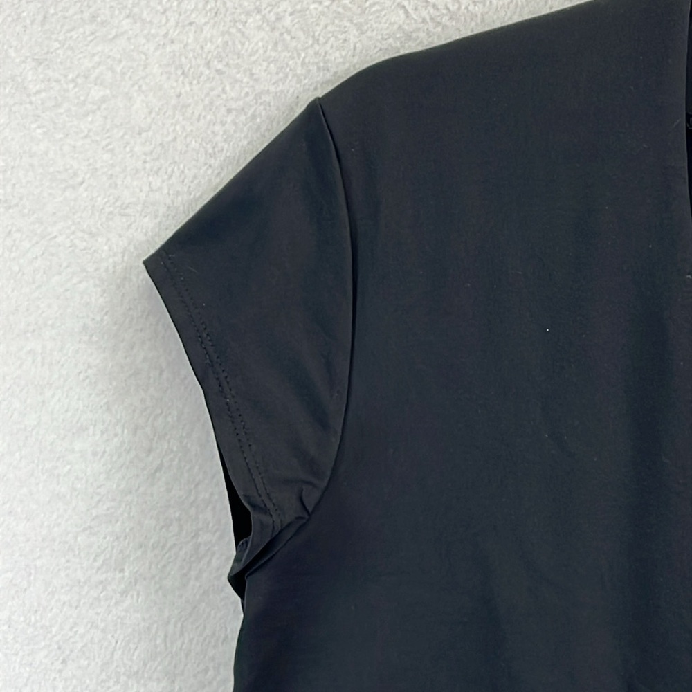 Chico’s Women’s Tee / Top Sz 2 (US 12) Black Nylon & Spandex V-neck Cap Sleeves - Picture 4 of 10